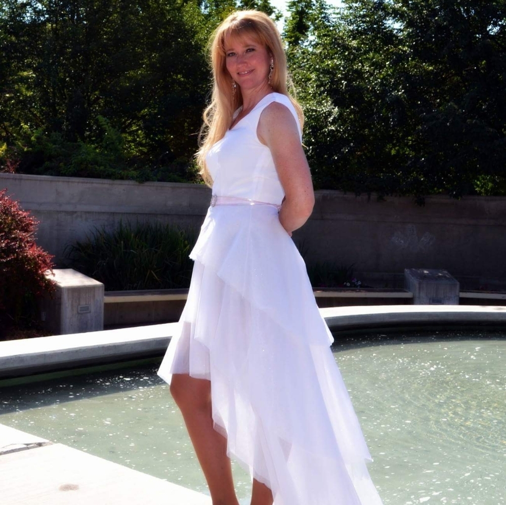 Multi layer high low white party dress